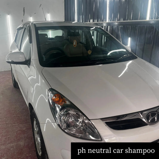 Car Shampoo Wet Look Shine, UV Protectant, pH Neutral – Leaves no Water Spots | Autovex